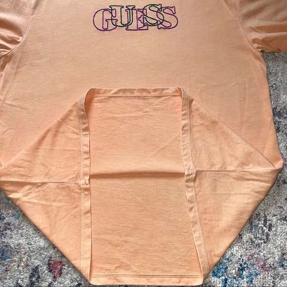 GUESS Originals Staggered Logo T-Shirt - Picture 6 of 9